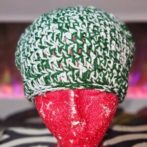 GREEN AND WHITE MINGLED BEANIE